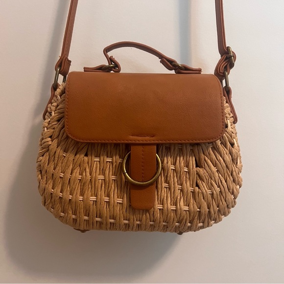 Small/Medium Basket Crossbody Bag - Picture 6 of 6